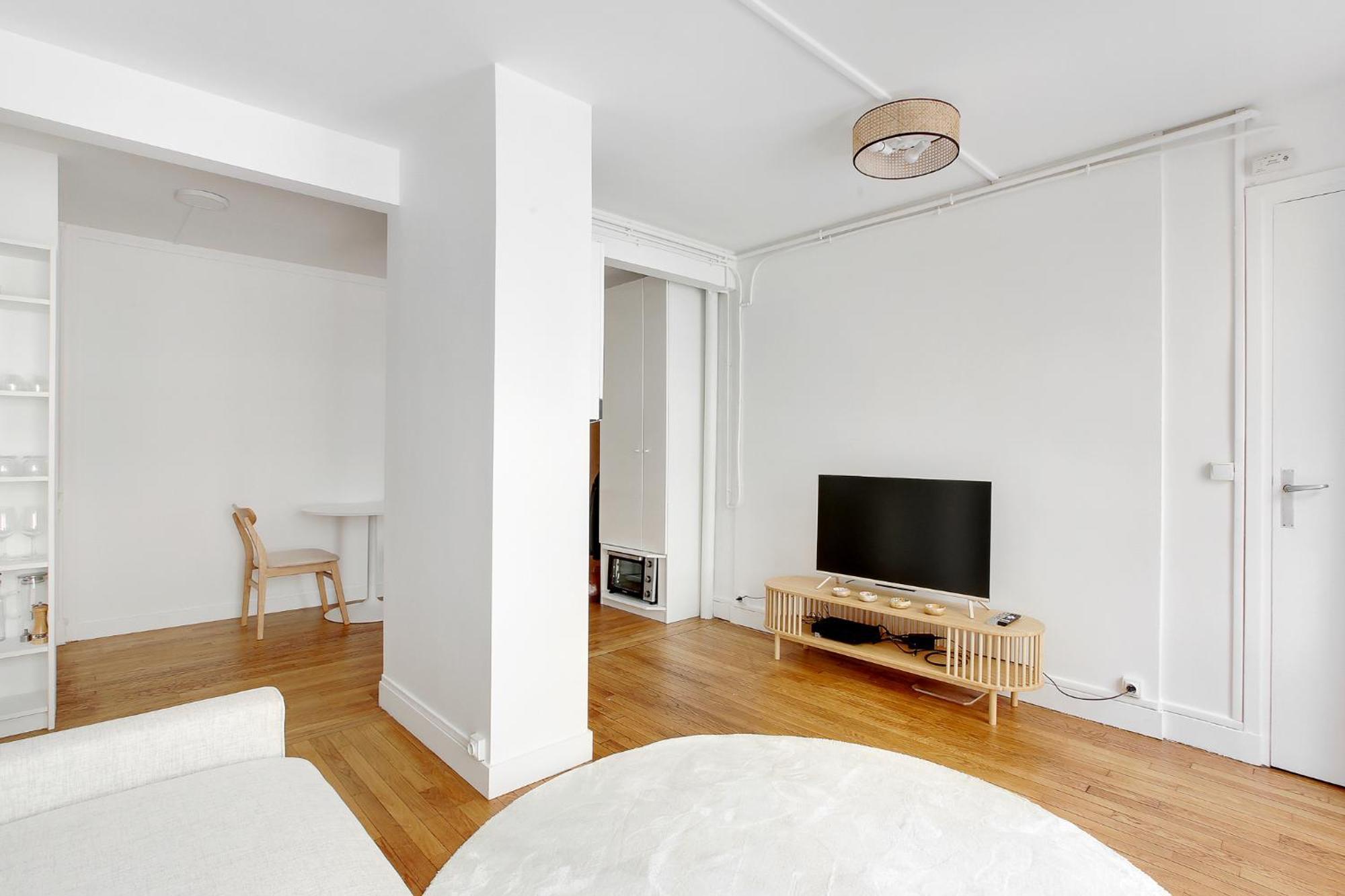 Apartment New Near Montparnasse In 15 Paris